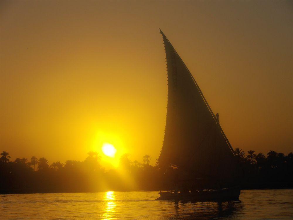 Cleopatra 2* Luxor