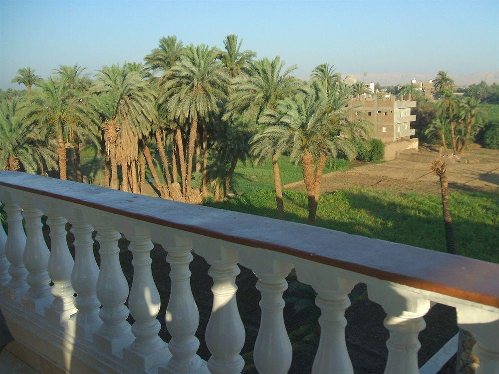 Cleopatra Hotel 2*