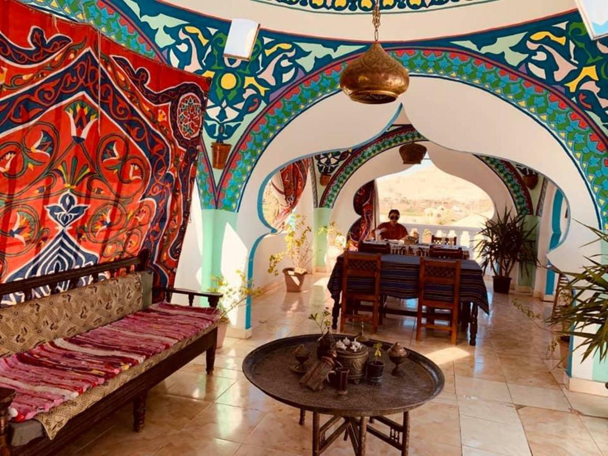 Hotel Cleopatra 2*